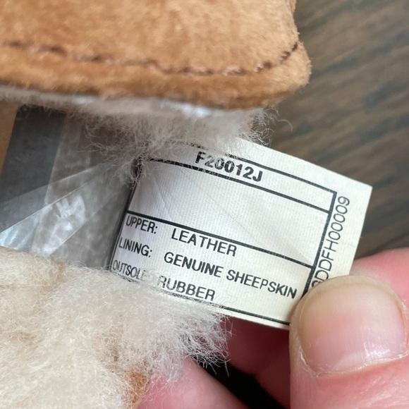 UGG Men's Ascot Slipper chestnut suede and sheep wool lined slip ons - Picture 7 of 12